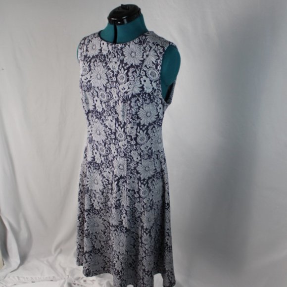 Tommy Hilfiger- midi sleeveless blue and white floral dress - Picture 3 of 11